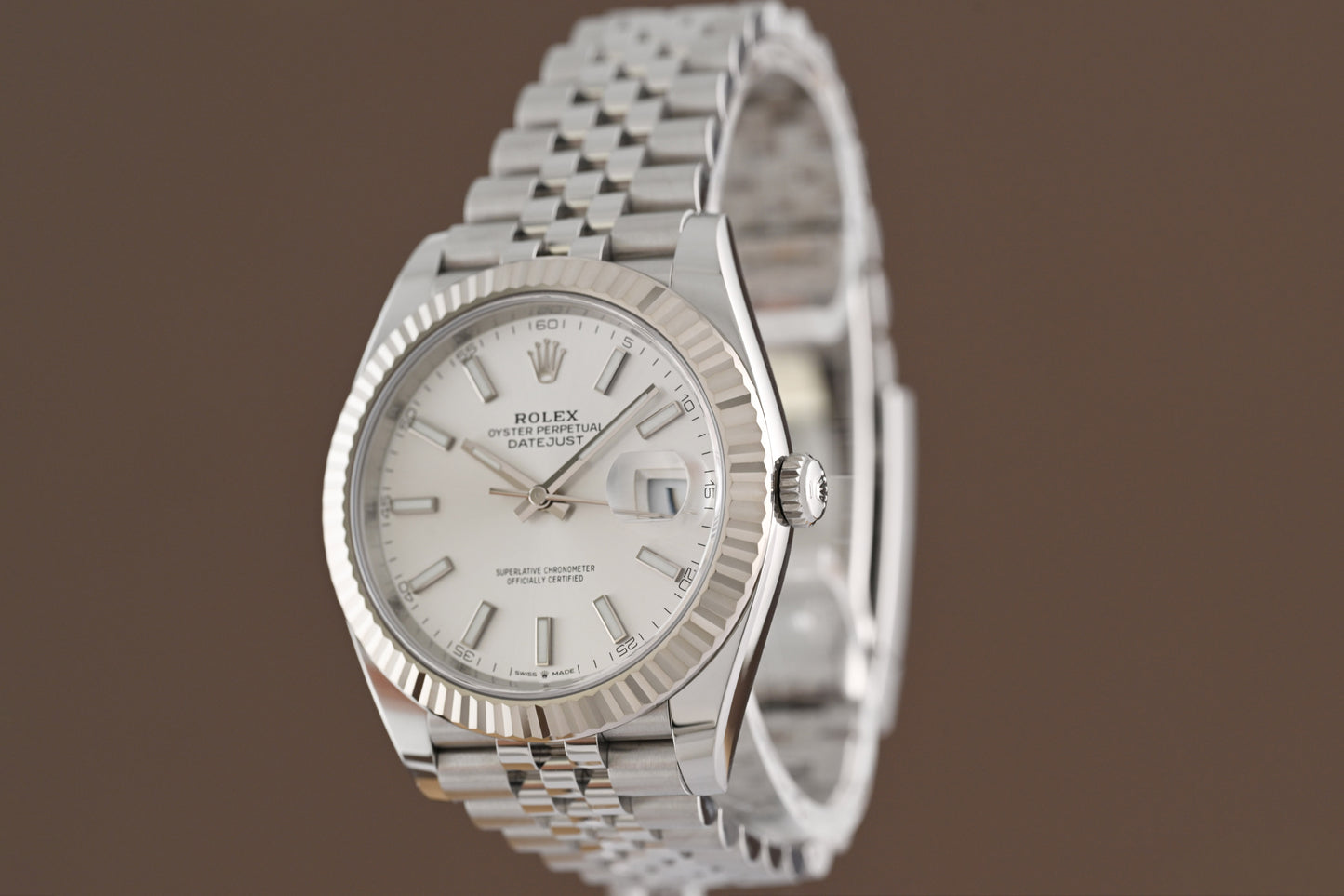 Rolex Datejust 41 - 126334 - Silver Dial - Full Set