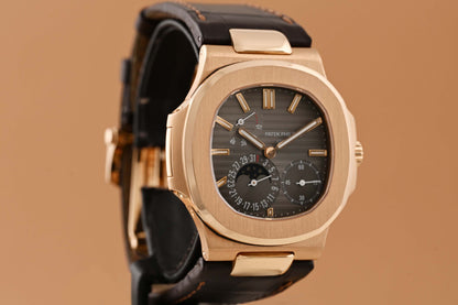 Patek Philippe Nautilus 5712R-001 - Full Set - Like NEW