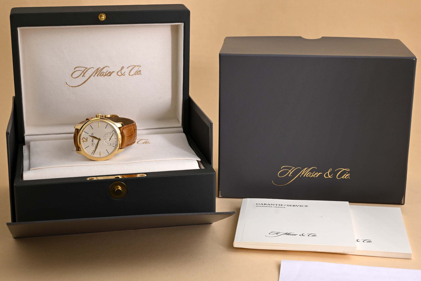 H. Moser & Cie. Endeavour - Mayu Ivory - Full Set