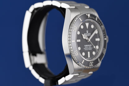 Rolex Submariner No Date 124060 - Full Set - NEW