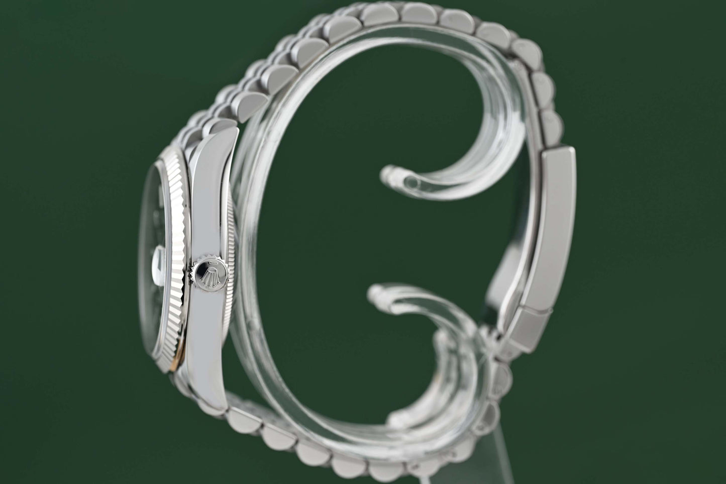 Rolex Oyster Perpetual Datejust 126234 - Full Set - Green Dial - NEW 2025