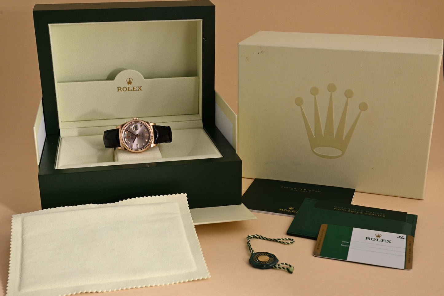 Rolex Day-Date Rose Gold 118135 - Rose Dial - Full Set - N.O.S.