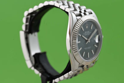 Rolex Datejust 41 - 126334 - Green Dial - Full Set