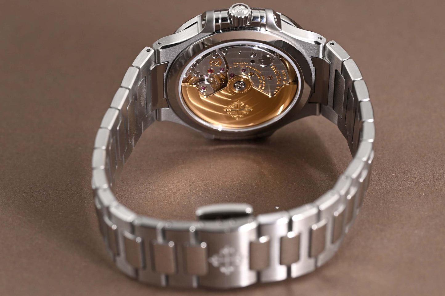 Patek Philippe Nautilus 7118/1A-011 - Full Set