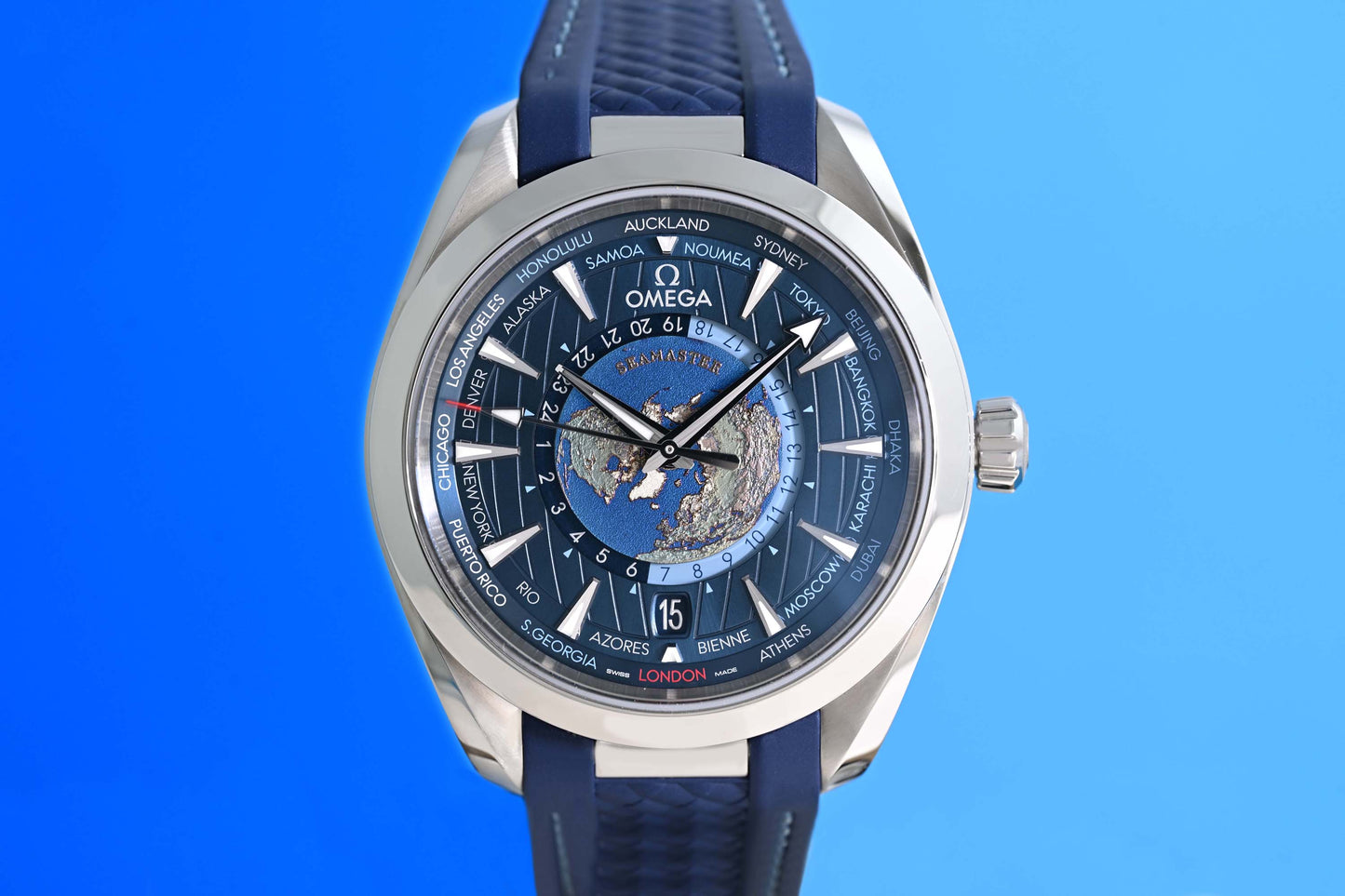 OMEGA Seamaster Aqua Terra Automatic Blue Dial - Worldtimer - Full Set - Like NEW