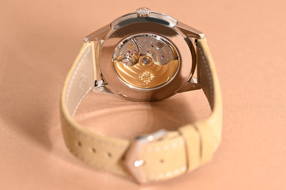 Patek Philippe Calatrava 5226G-001 - Full Set