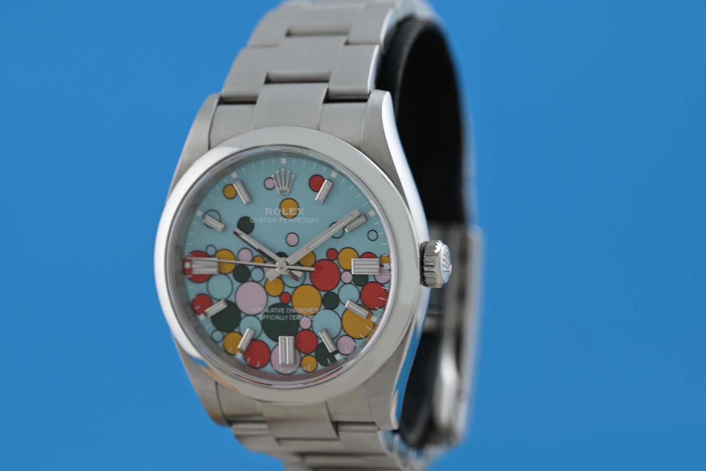 Rolex Oyster Perpetual 36 mm 126000 - Full Set - Celebration Dial - Like NEW