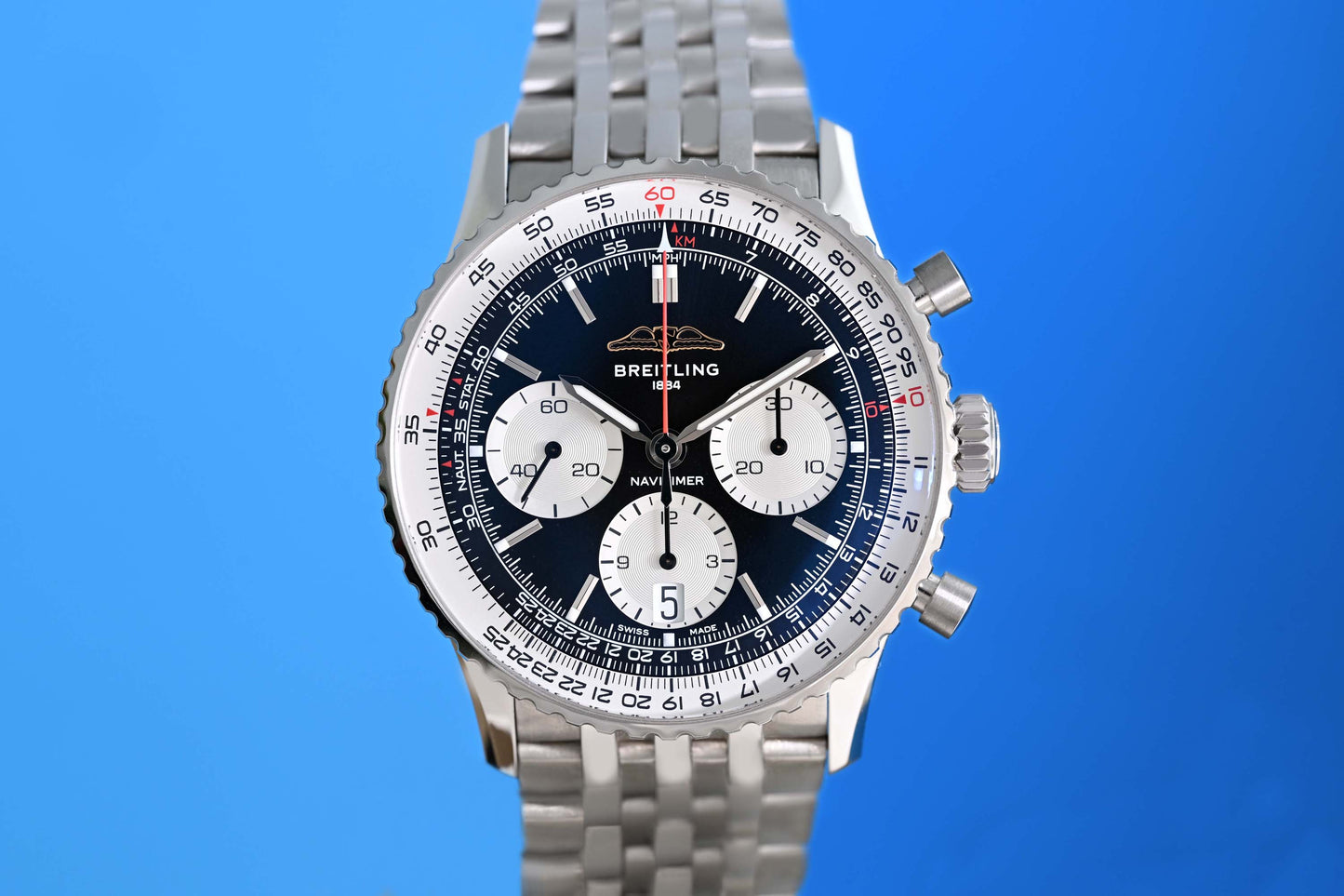 Breitling Navitimer  B01 Chronograph 41 - Black Dial - Full Set