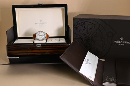 Patek Philippe Calatrava Weekly Calendar - 5212A-001 - Full Set - Like NEW