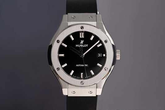 Hublot Classic Fusion 38 Titanium