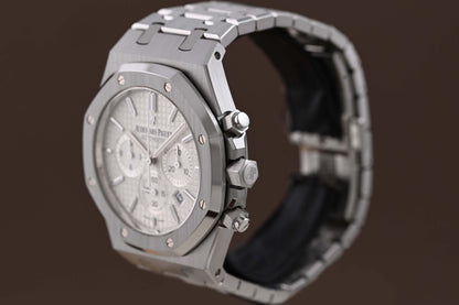 Audemars Piguet Royal Oak Chronograph 41mm - Full Set - Silver Toned Dial
