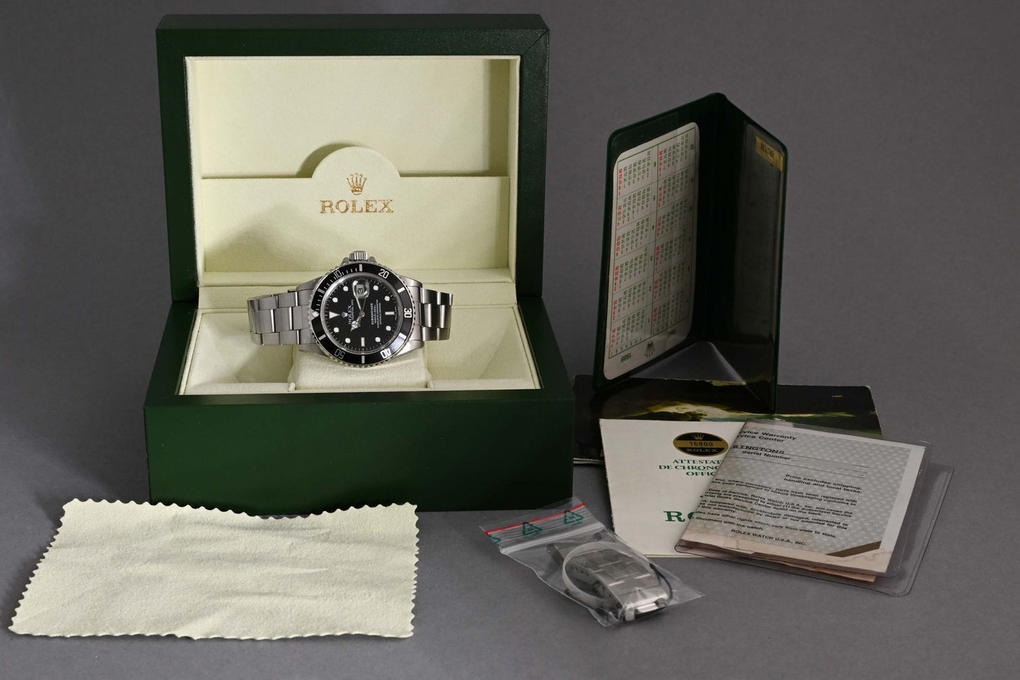 Rolex Submariner 16800 - Full Set - 1985