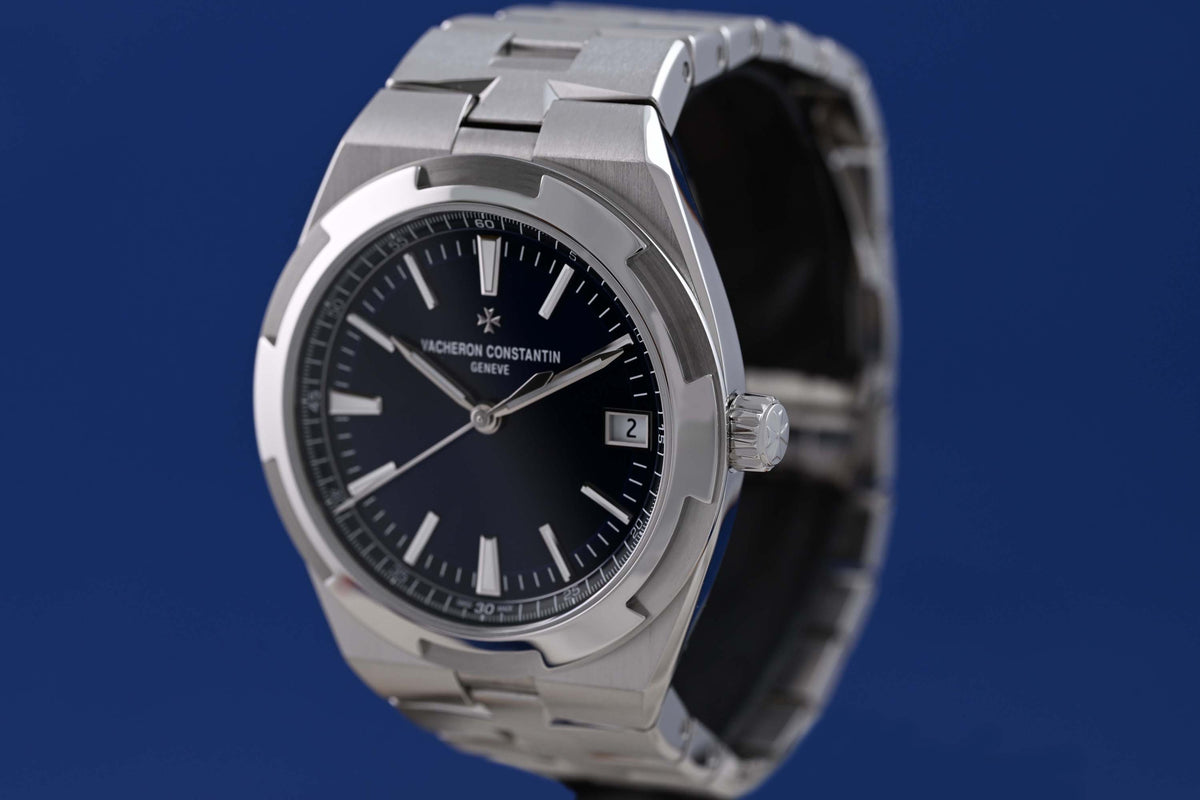 Vacheron Constantin Overseas - 4520V - Full Set - Blue Dial - 2025