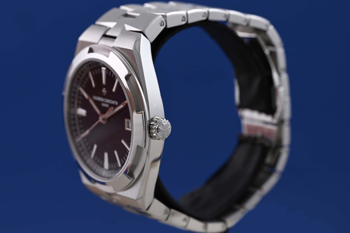 Vacheron Constantin Overseas - 4520V - Full Set - Blue Dial - 2025