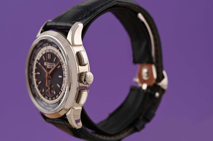 Patek Philippe World Time 5930G-010 - Blue Dial - Full Set - Like New 2022