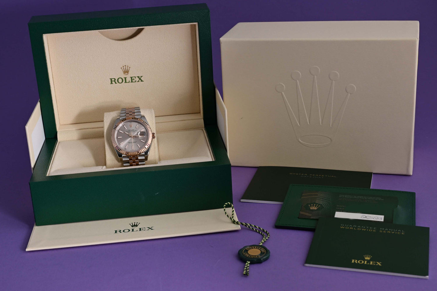 Rolex Datejust 41 - 126331 - Sundust Dial - Full Set