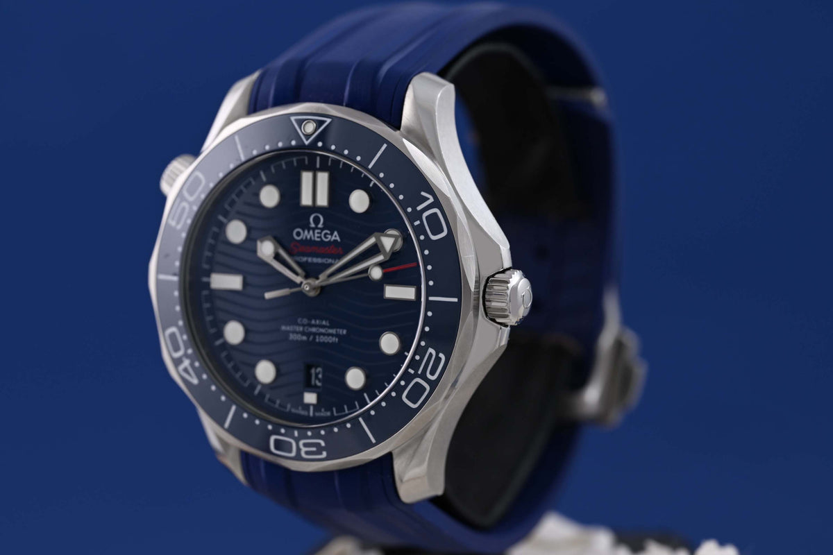 Omega Seamaster Diver 300M - Blue Dial - Full Set