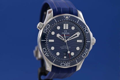 Omega Seamaster Diver 300M - Blue Dial - Full Set
