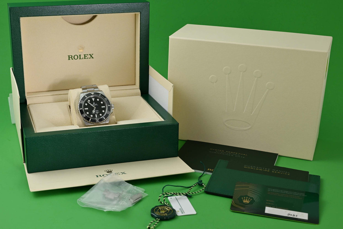 Rolex Submariner No Date 124060 - Full Set