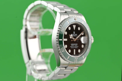 Rolex Submariner 126610LV - Starbucks - Full Set