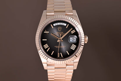 Rolex Day Date 40 Roségold 228235 - Full Set - Ombre Dial - Like NEW