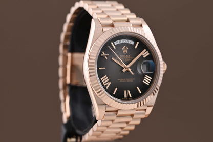 Rolex Day Date 40 Roségold 228235 - Full Set - Ombre Dial - Like NEW