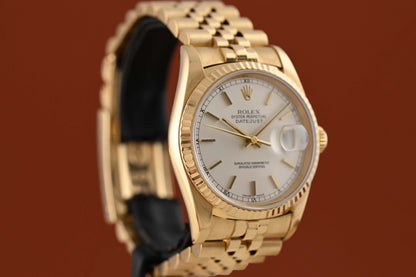 Rolex Oyster Perpetual Datejust 16238 - Champagne Dial