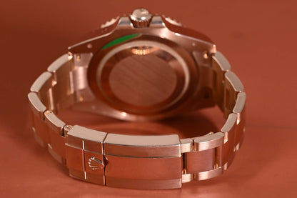 Rolex GMT Master II Roségold 126715CHNR - Full Set