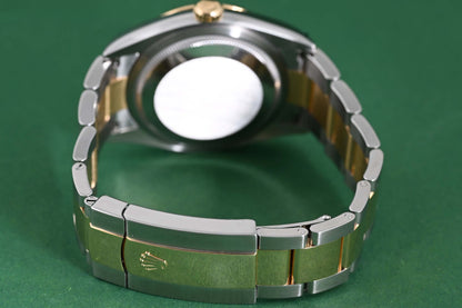 Rolex Datejust 36 - 126233 Green Dial - Full Set