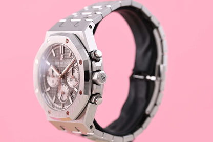 Audemars Piguet Royal Oak Chronograph 38 MM - Full Set
