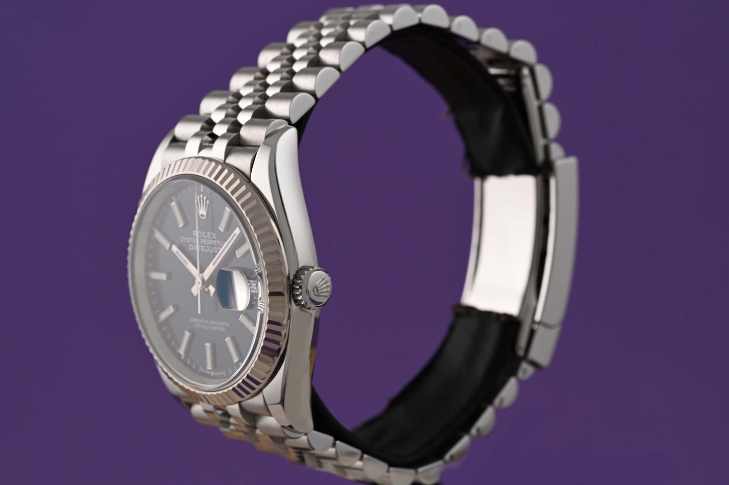 Rolex Oyster Perpetual Datejust 126234 - Blue Dial - Full Set