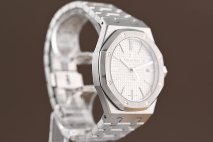 Audemars Piguet Royal Oak 41mm - 15400st - Silver Dial - Full Set