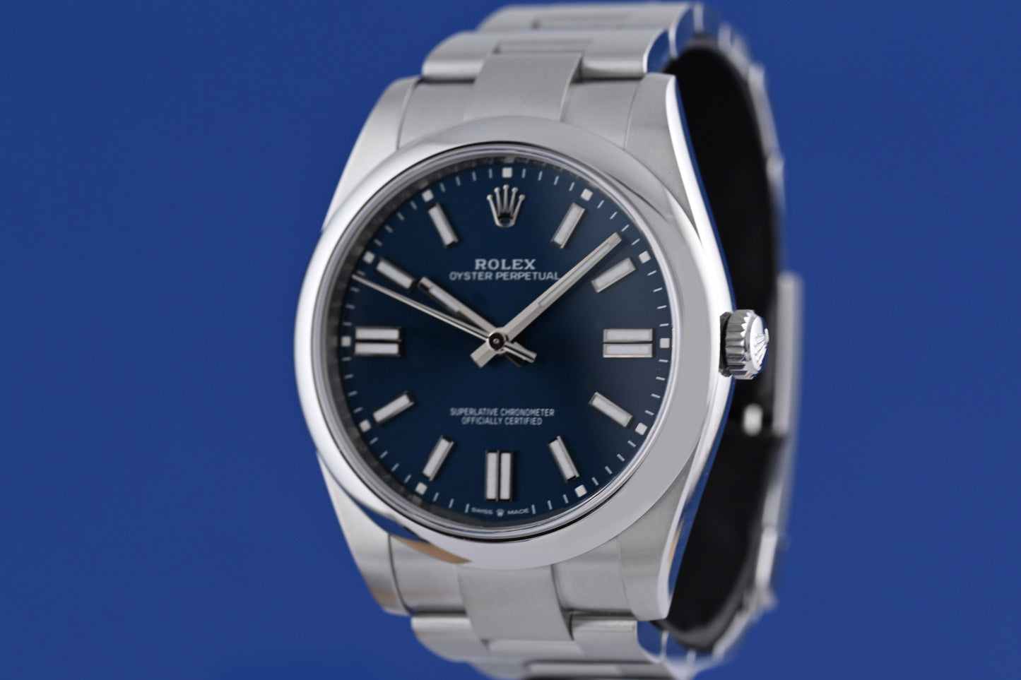 Rolex Oyster Perpetual 41mm 124300 - Full Set - Blue Dial - NEW