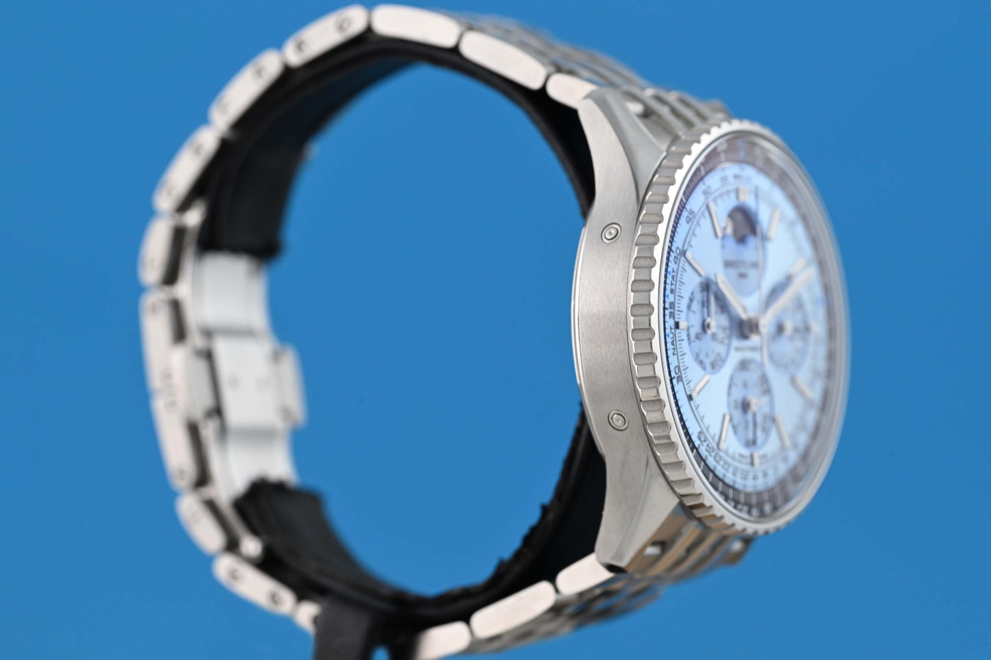 Breitling Navitimer  B19 Chronograph 43 Perpetual Calendar - Full Set