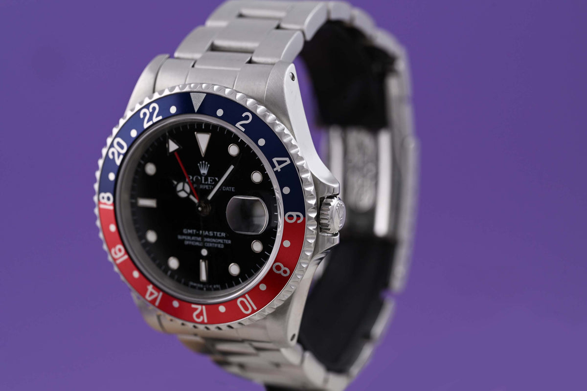 Rolex GMT Master 16700 Pepsi - Full Set - LC100