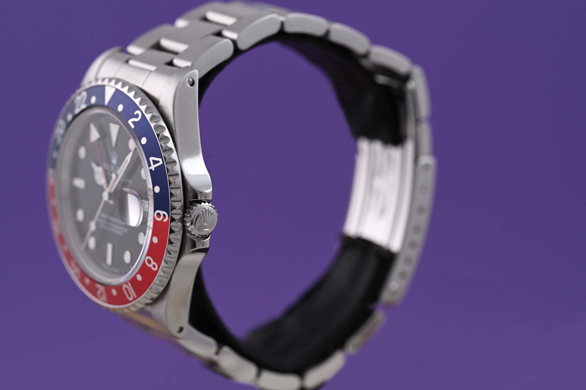 Rolex GMT Master 16700 Pepsi - Full Set - LC100