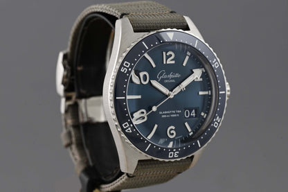 Glashütte Original SeaQ Panorama Date - Full Set