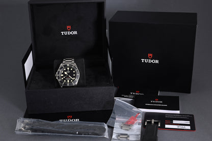Tudor Pelagos - 25610TNL - Titanium Lefthand - Black Dial - Full Set