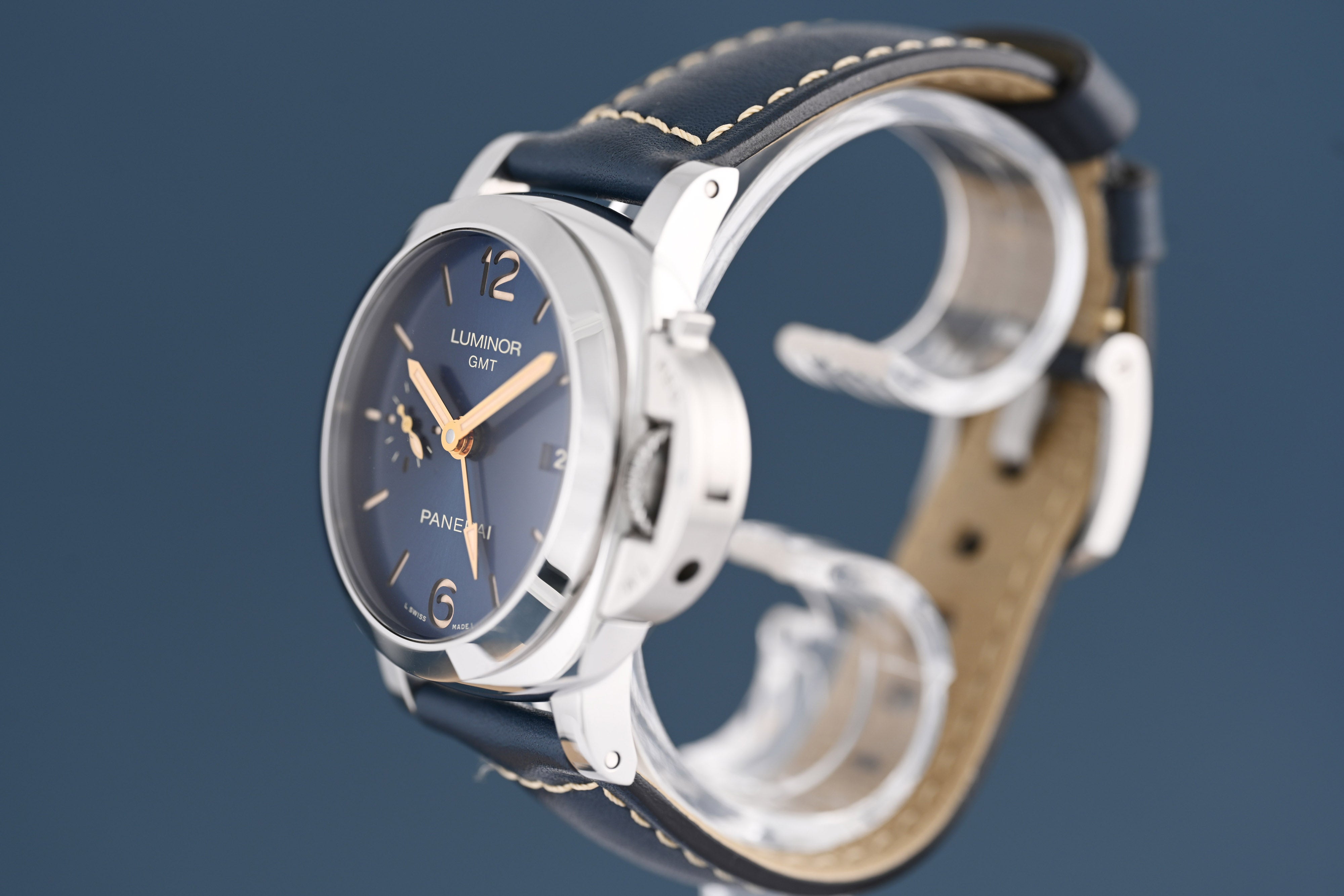 Panerai pam 688 hotsell