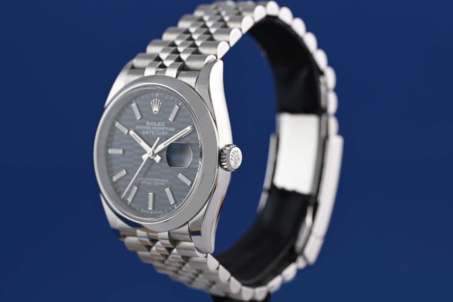 Rolex Oyster Perpetual Datejust 126200 - Blue Motif Dial - Full Set