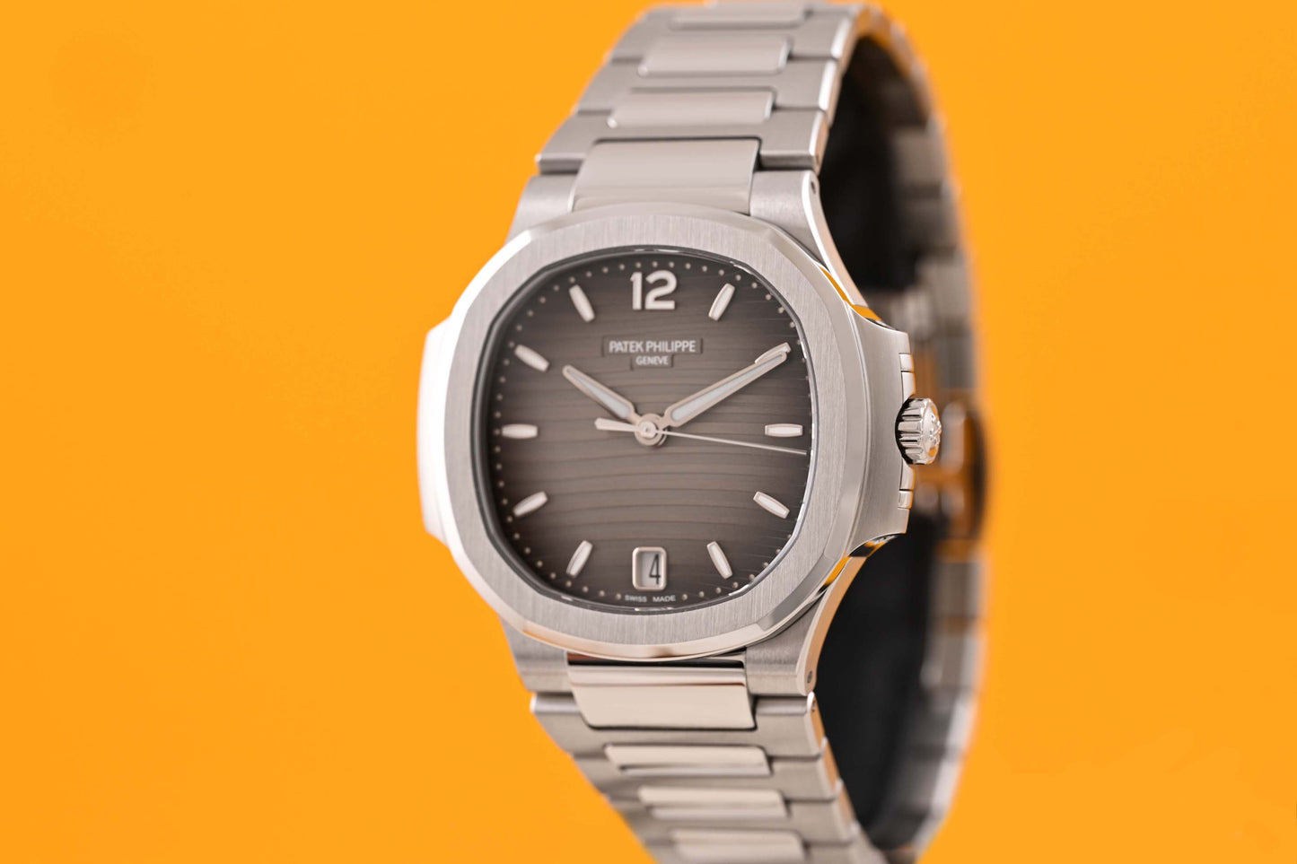 Patek Philippe Nautilus 7118/1A-011 - Full Set - NEW 2025
