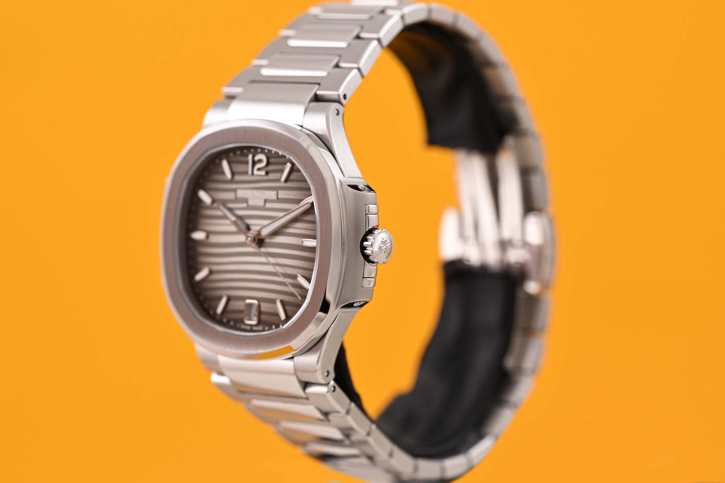 Patek Philippe Nautilus 7118/1A-011 - Full Set - NEW 2025