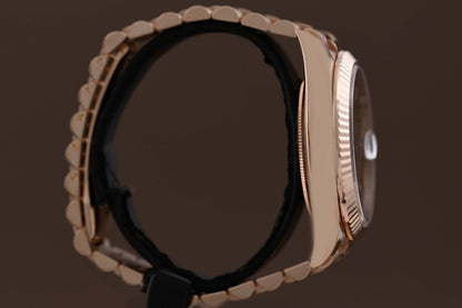 Rolex Day Date 40 Roségold 228235 - Full Set - Chocolate Dial