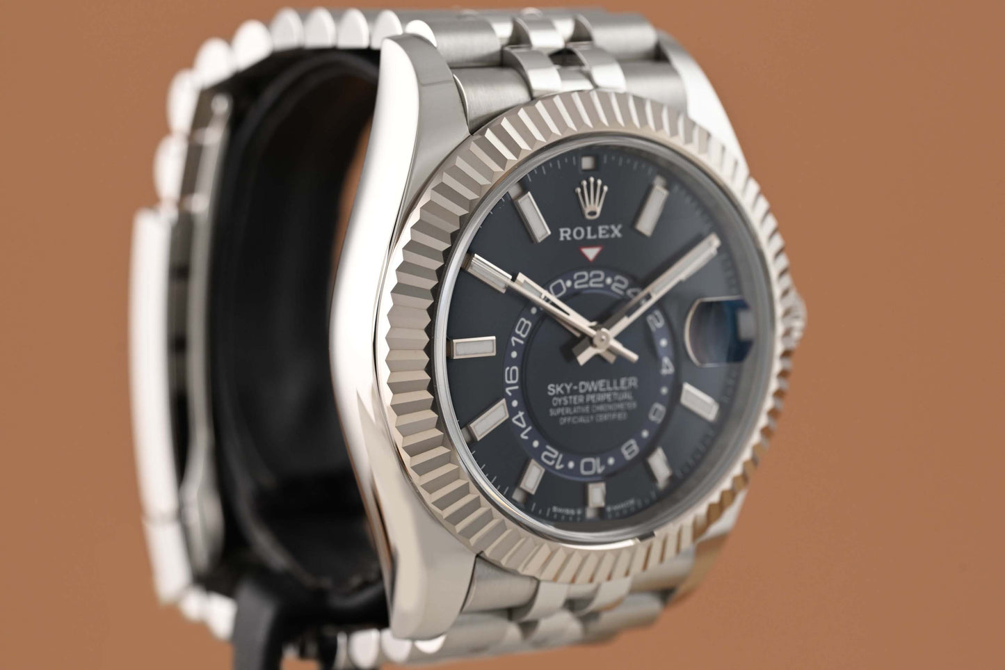 Rolex Sky-Dweller 336934 - Full Set - Blue Dial - Like New