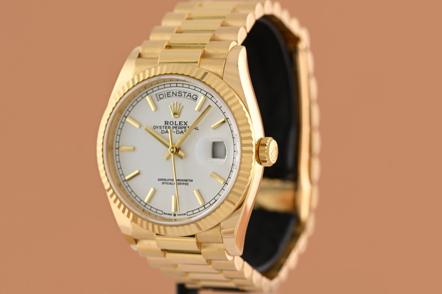 Rolex Day Date 36 Gelbgold 128238 - White Dial - Full Set