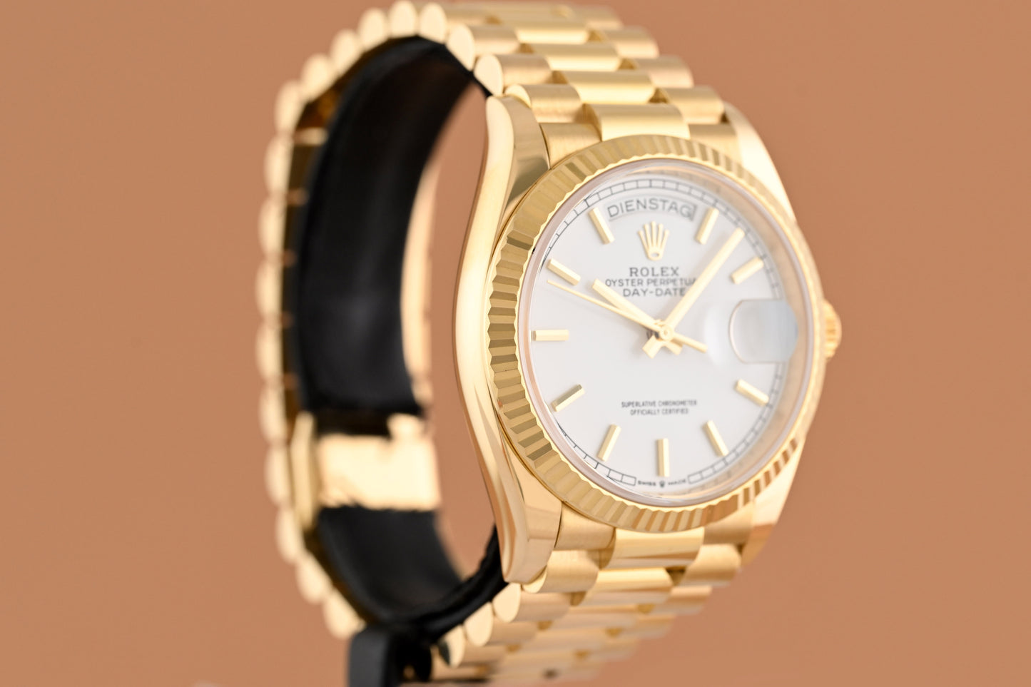 Rolex Day Date 36 Gelbgold 128238 - White Dial - Full Set