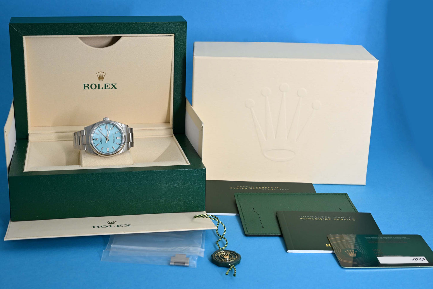 Rolex Oyster Perpetual 36mm 126000 - Full Set - Tiffany Dial