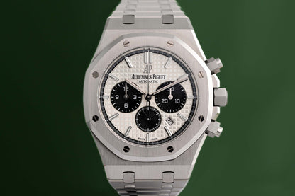 Audemars Piguet Royal Oak Chronograph 41mm - Panda Dial - Full Set
