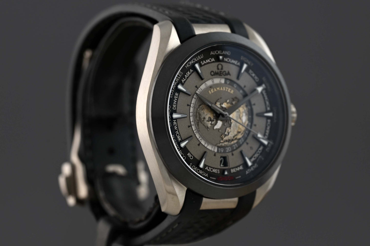 Omega Seamaster Aqua Terra 150M Worldtimer Titanium - Full Set