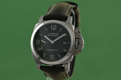 Panerai Luminor Marina Titanio - Green Dial - PAM03325 - Full Set